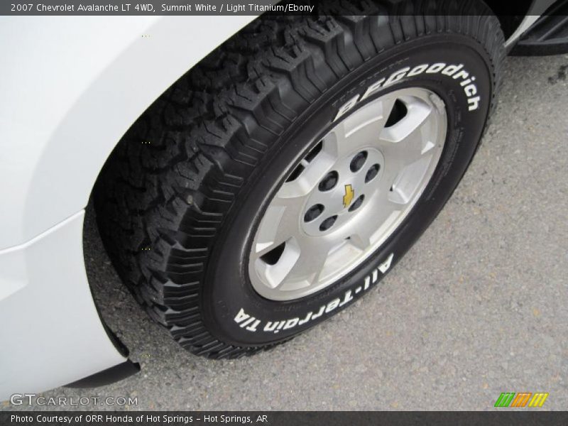 Summit White / Light Titanium/Ebony 2007 Chevrolet Avalanche LT 4WD