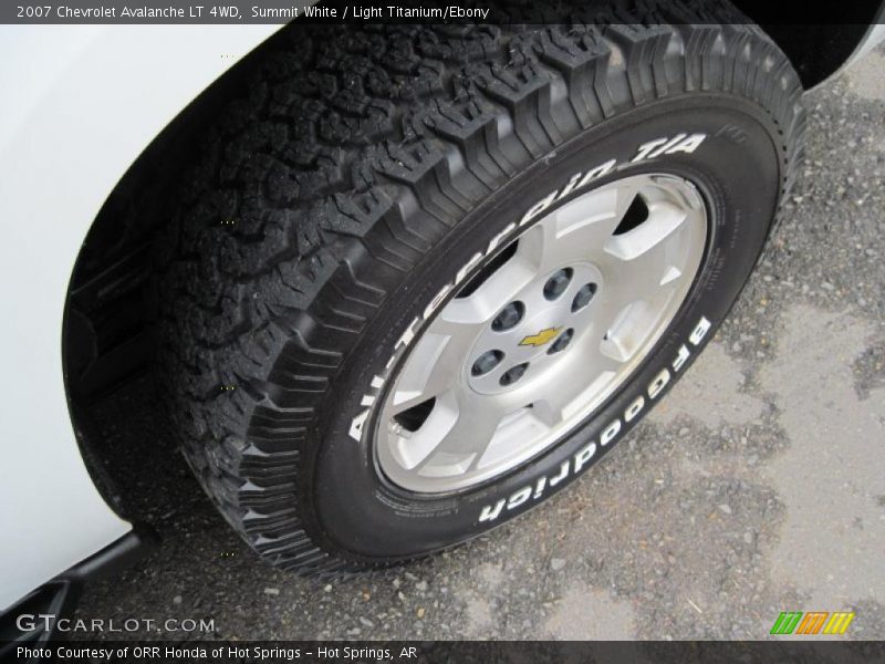 Summit White / Light Titanium/Ebony 2007 Chevrolet Avalanche LT 4WD