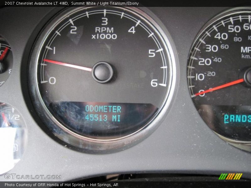 Summit White / Light Titanium/Ebony 2007 Chevrolet Avalanche LT 4WD
