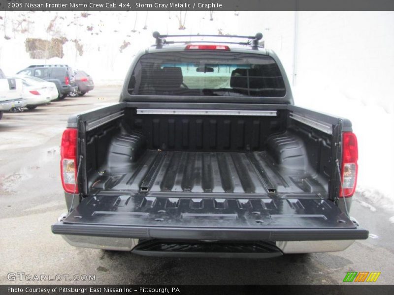 Storm Gray Metallic / Graphite 2005 Nissan Frontier Nismo Crew Cab 4x4