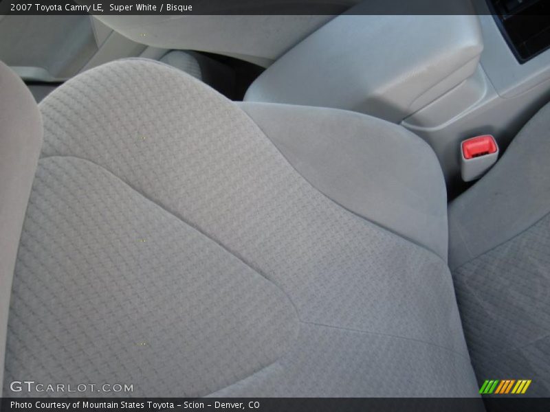 Super White / Bisque 2007 Toyota Camry LE