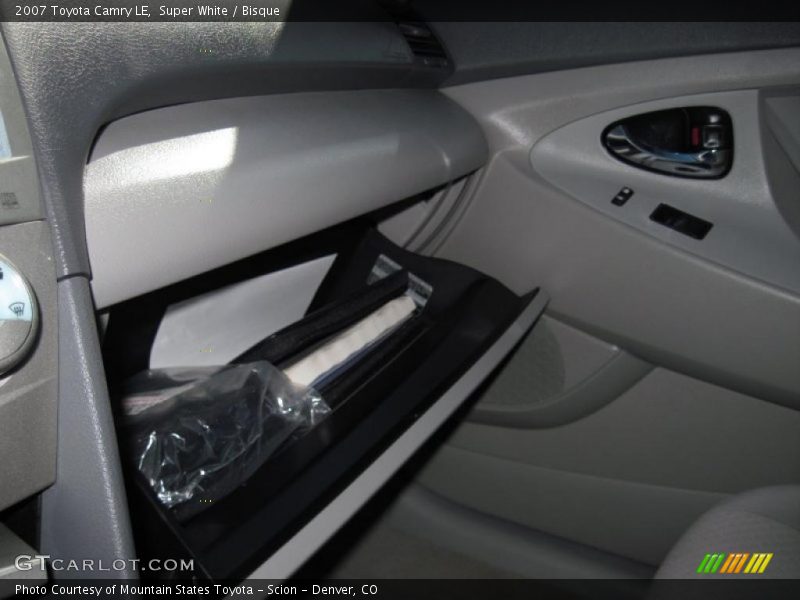 Super White / Bisque 2007 Toyota Camry LE