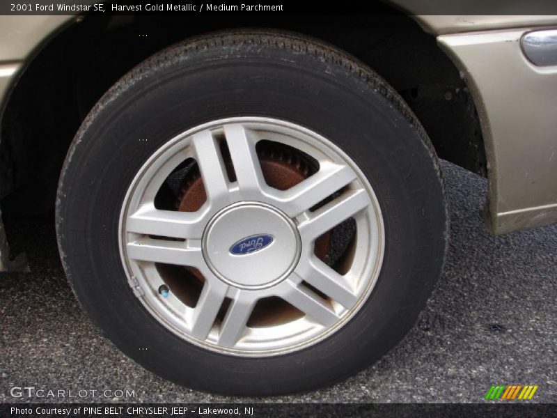Harvest Gold Metallic / Medium Parchment 2001 Ford Windstar SE