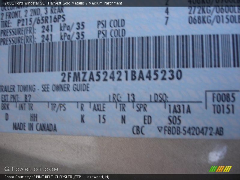 Harvest Gold Metallic / Medium Parchment 2001 Ford Windstar SE