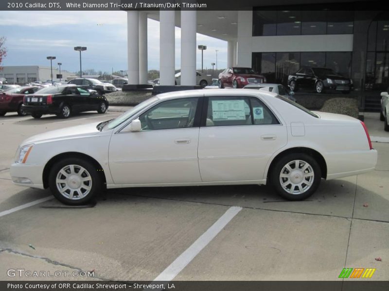 White Diamond Tri-coat / Titanium/Dark Titanium 2010 Cadillac DTS