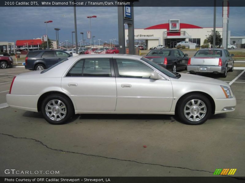 White Diamond Tri-coat / Titanium/Dark Titanium 2010 Cadillac DTS