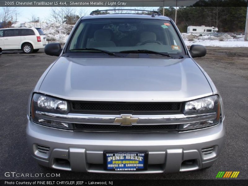 Silverstone Metallic / Light Gray 2005 Chevrolet TrailBlazer LS 4x4