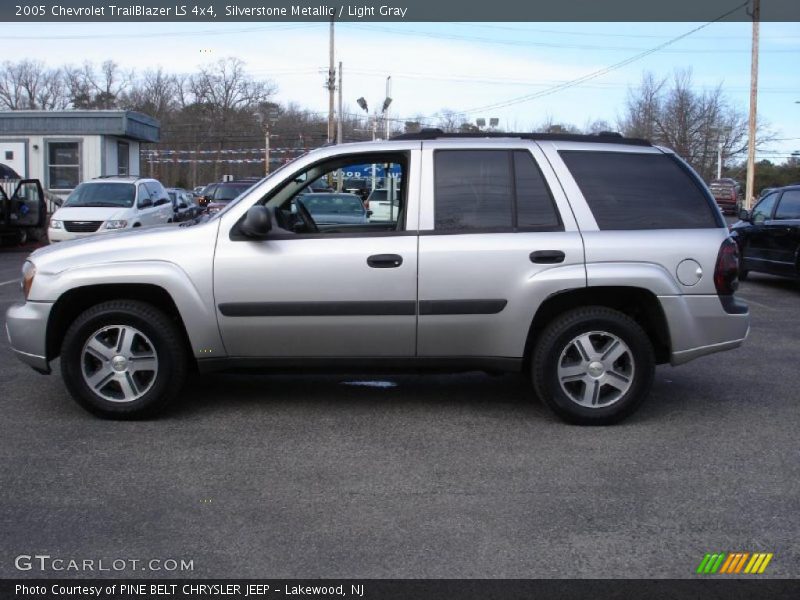 Silverstone Metallic / Light Gray 2005 Chevrolet TrailBlazer LS 4x4