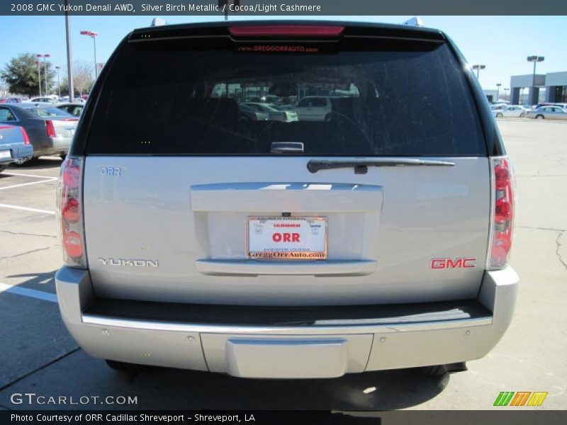Silver Birch Metallic / Cocoa/Light Cashmere 2008 GMC Yukon Denali AWD