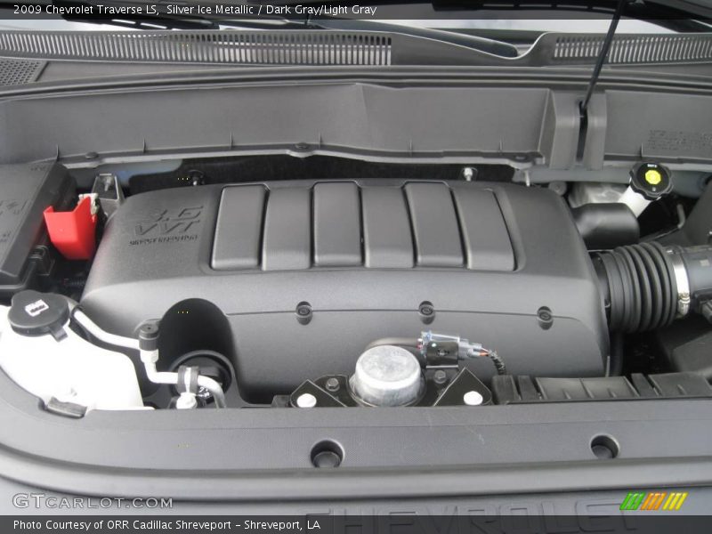 Silver Ice Metallic / Dark Gray/Light Gray 2009 Chevrolet Traverse LS