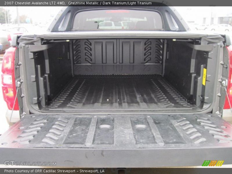 Graystone Metallic / Dark Titanium/Light Titanium 2007 Chevrolet Avalanche LTZ 4WD