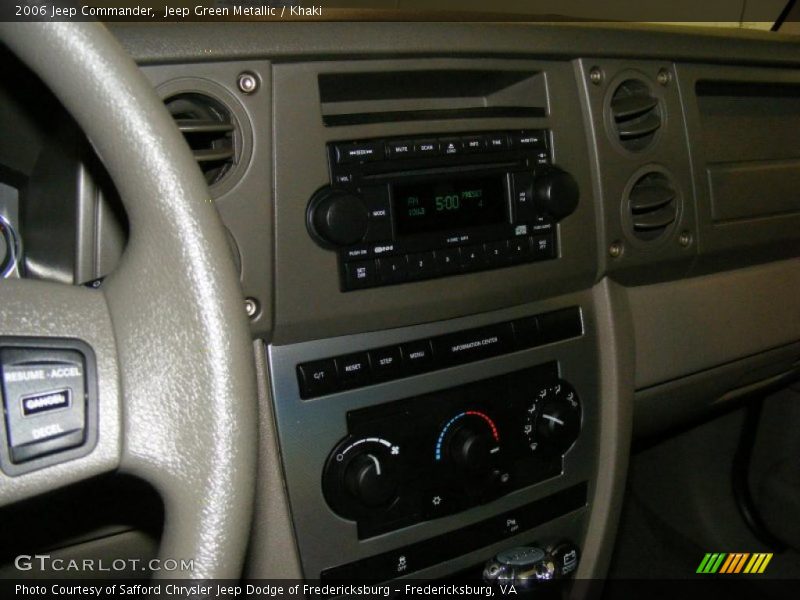 Jeep Green Metallic / Khaki 2006 Jeep Commander