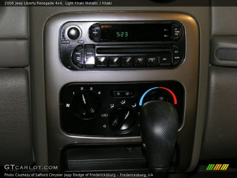 Light Khaki Metallic / Khaki 2006 Jeep Liberty Renegade 4x4