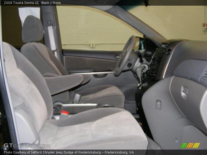 Black / Stone 2009 Toyota Sienna LE