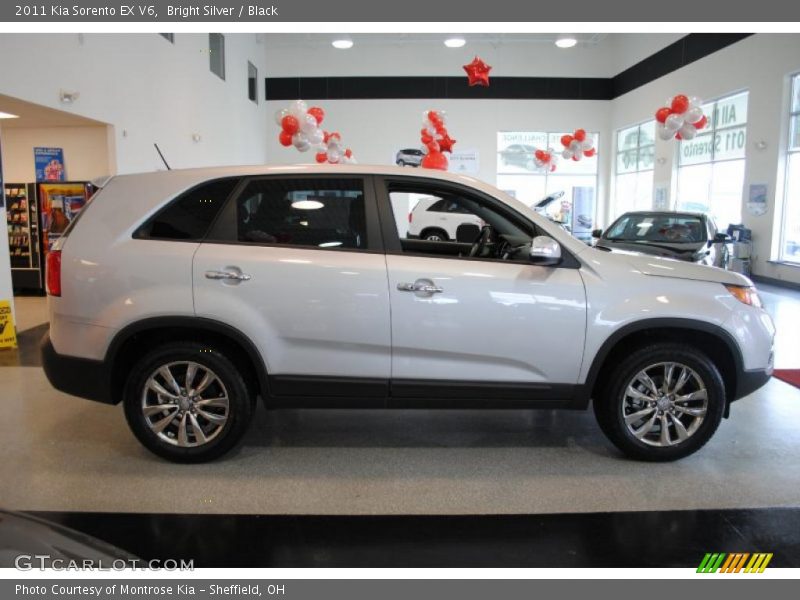 Bright Silver / Black 2011 Kia Sorento EX V6