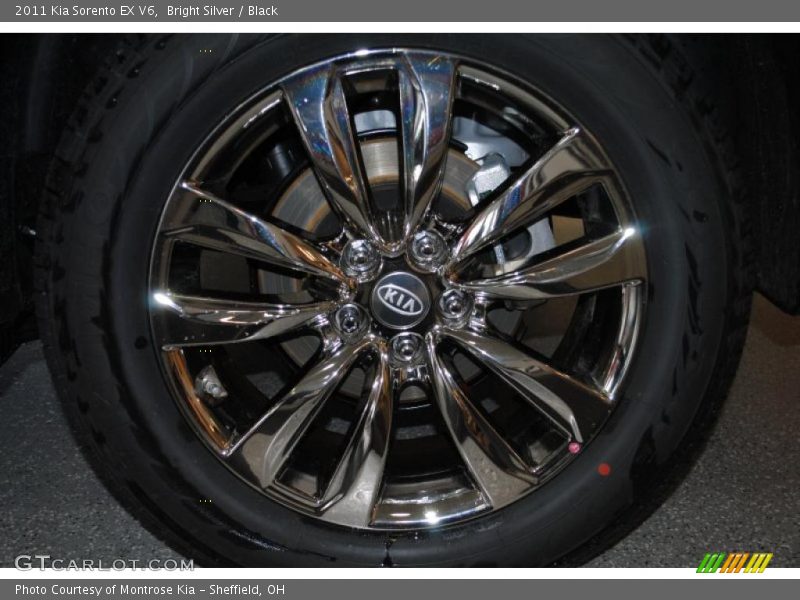 Bright Silver / Black 2011 Kia Sorento EX V6