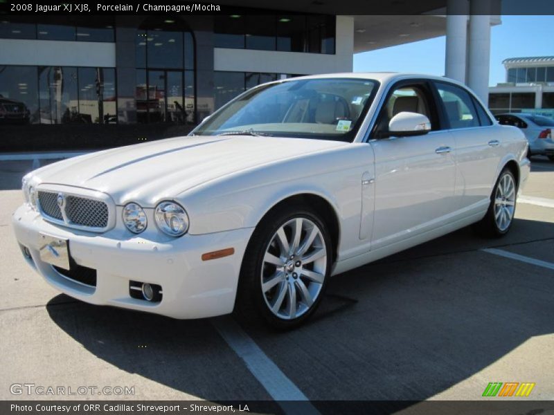 Porcelain / Champagne/Mocha 2008 Jaguar XJ XJ8