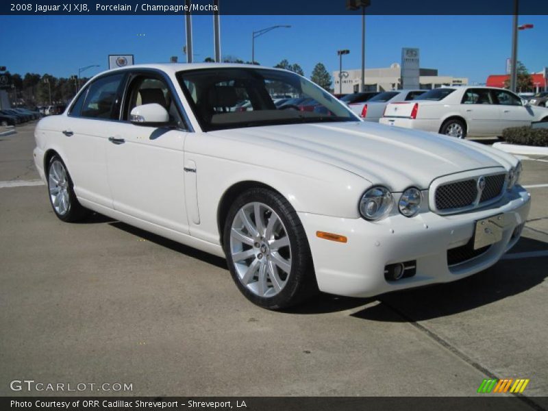 Porcelain / Champagne/Mocha 2008 Jaguar XJ XJ8