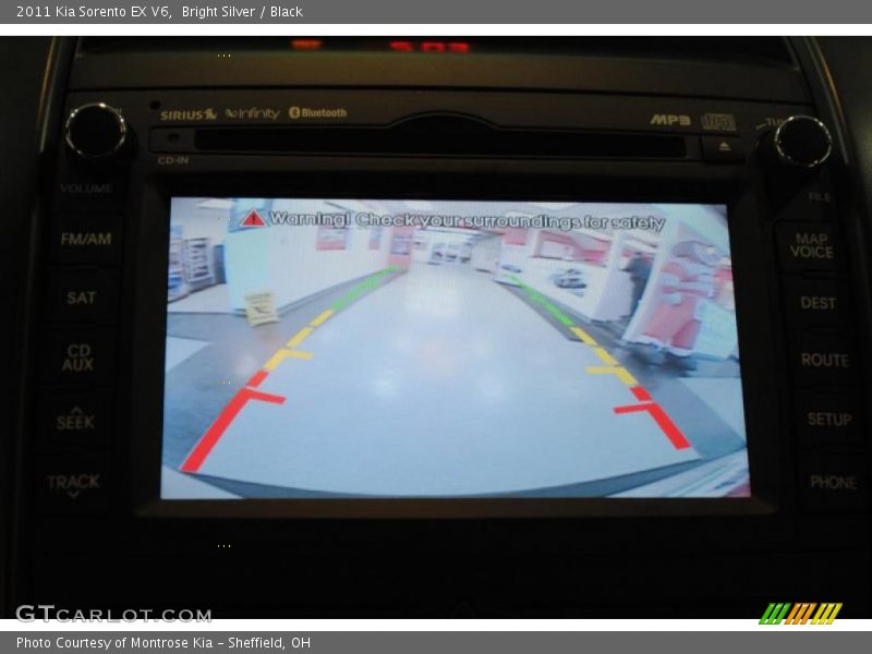 Bright Silver / Black 2011 Kia Sorento EX V6