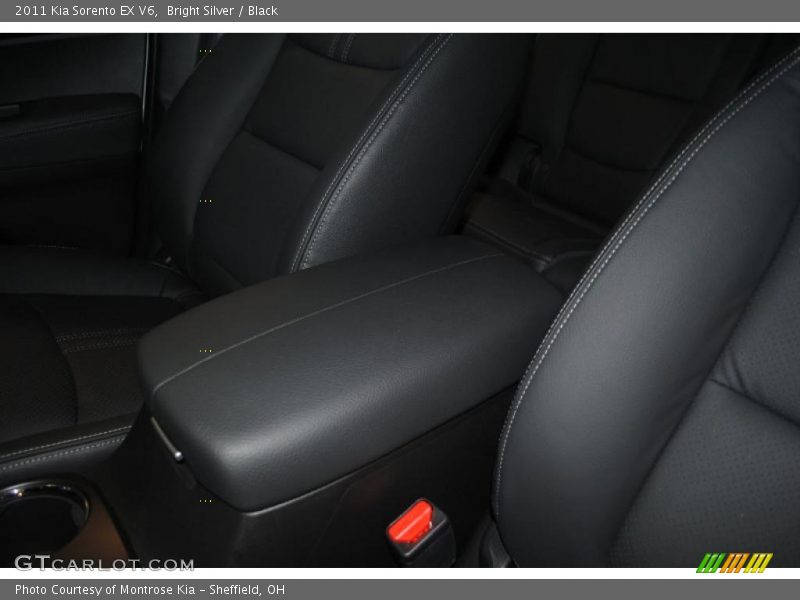 Bright Silver / Black 2011 Kia Sorento EX V6