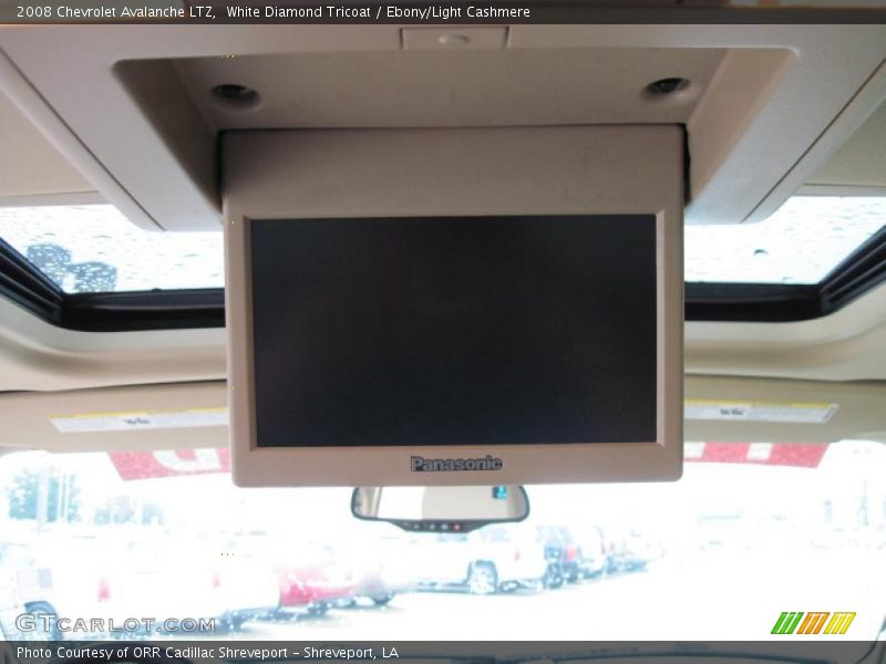 White Diamond Tricoat / Ebony/Light Cashmere 2008 Chevrolet Avalanche LTZ