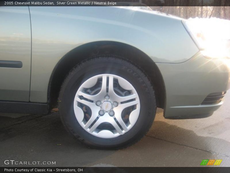 Silver Green Metallic / Neutral Beige 2005 Chevrolet Malibu Sedan