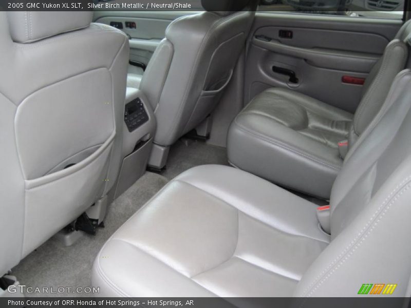 Silver Birch Metallic / Neutral/Shale 2005 GMC Yukon XL SLT