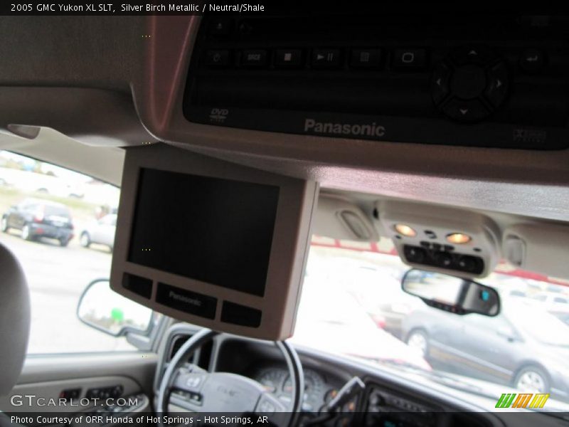 Silver Birch Metallic / Neutral/Shale 2005 GMC Yukon XL SLT