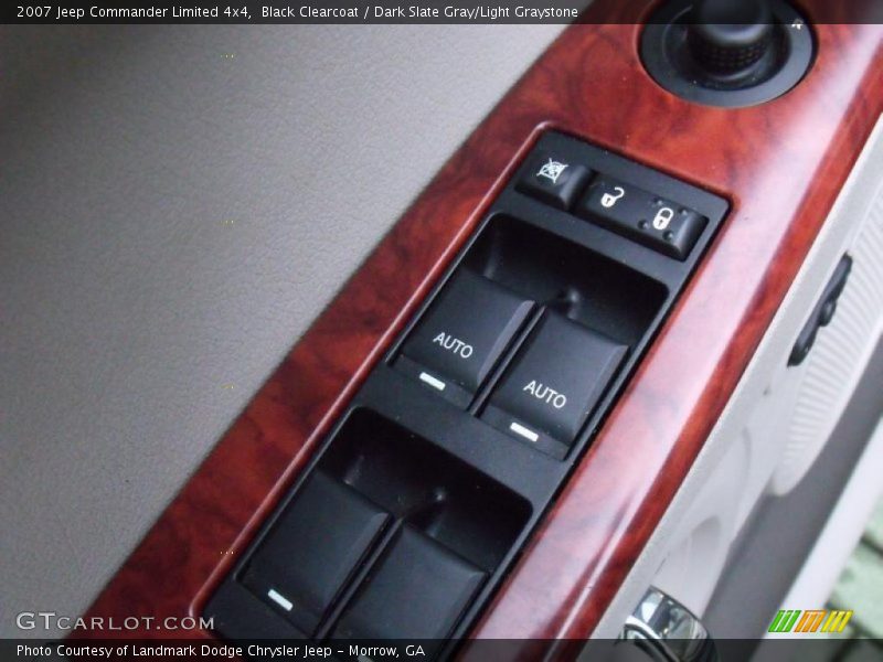 Black Clearcoat / Dark Slate Gray/Light Graystone 2007 Jeep Commander Limited 4x4