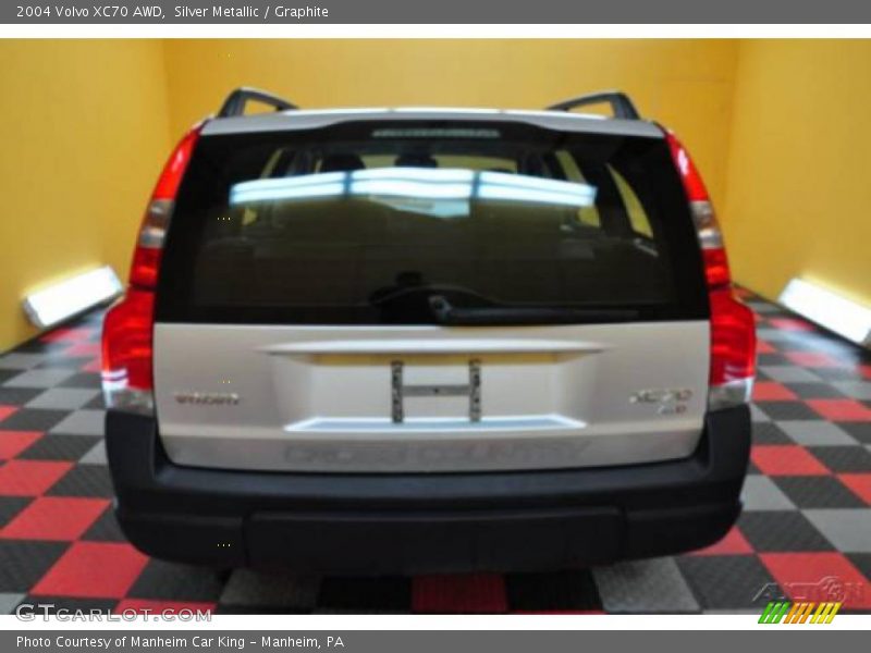 Silver Metallic / Graphite 2004 Volvo XC70 AWD