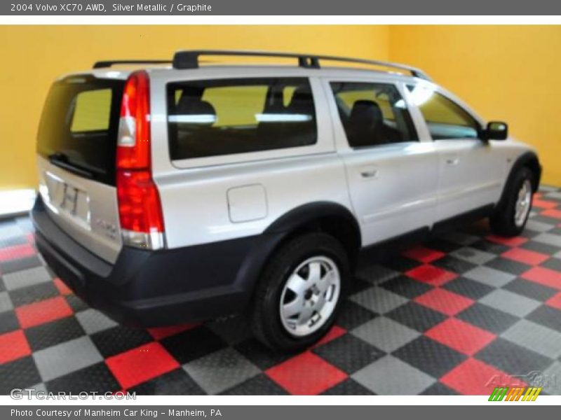 Silver Metallic / Graphite 2004 Volvo XC70 AWD