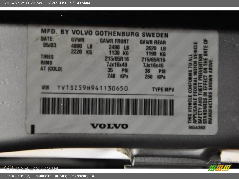 Silver Metallic / Graphite 2004 Volvo XC70 AWD