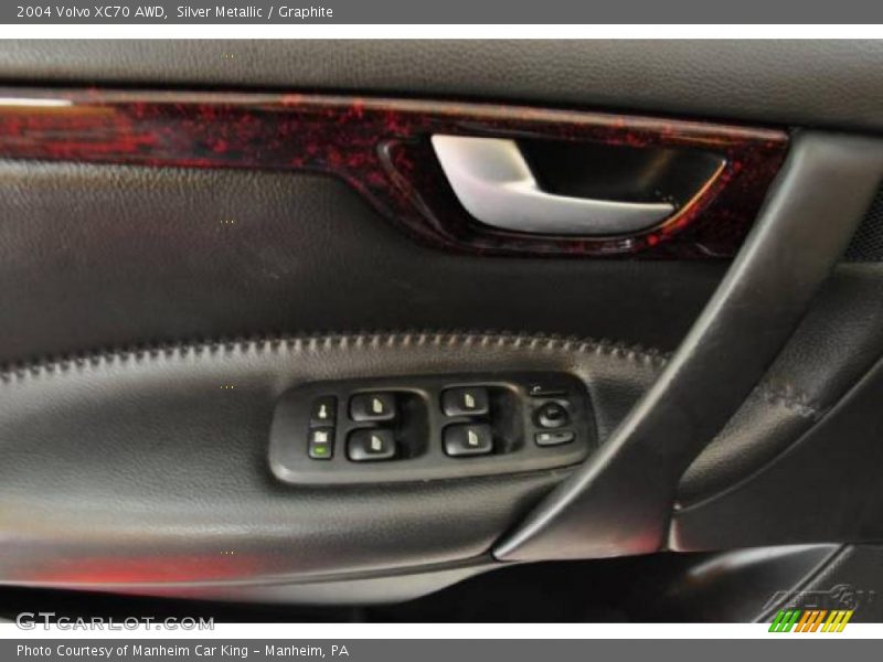 Silver Metallic / Graphite 2004 Volvo XC70 AWD