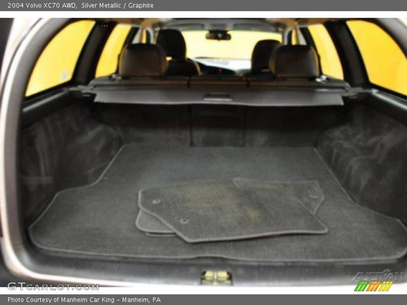 Silver Metallic / Graphite 2004 Volvo XC70 AWD