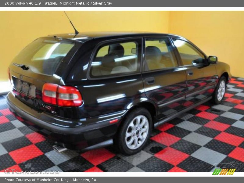 Midnight Metallic / Silver Gray 2000 Volvo V40 1.9T Wagon