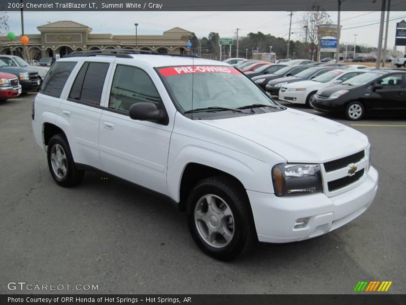 Summit White / Gray 2009 Chevrolet TrailBlazer LT