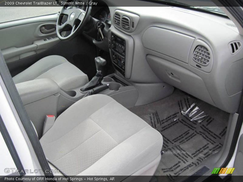 Summit White / Gray 2009 Chevrolet TrailBlazer LT