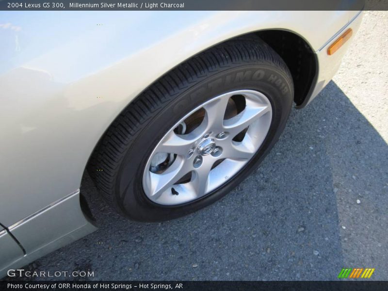 Millennium Silver Metallic / Light Charcoal 2004 Lexus GS 300