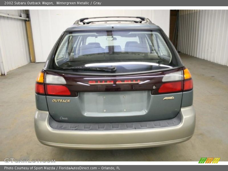 Wintergreen Metallic / Gray 2002 Subaru Outback Wagon