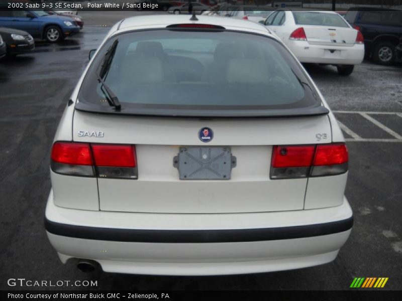 Polar White / Sand Beige 2002 Saab 9-3 SE Sedan