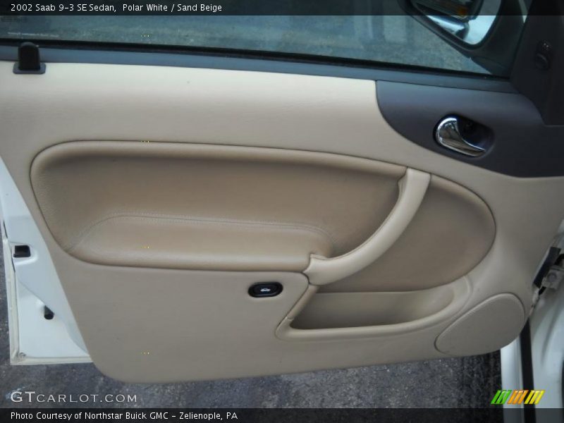 Polar White / Sand Beige 2002 Saab 9-3 SE Sedan