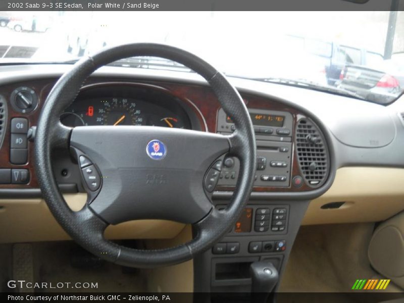 Polar White / Sand Beige 2002 Saab 9-3 SE Sedan