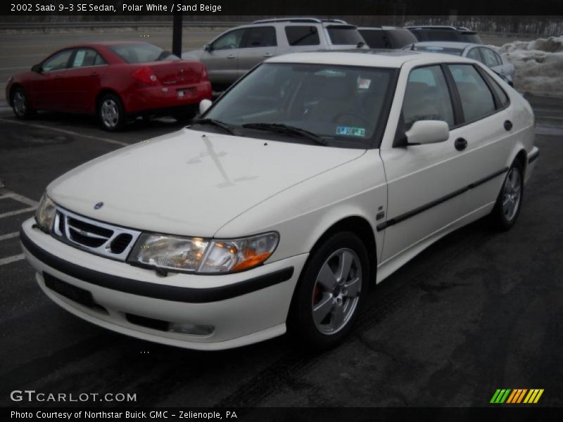 Polar White / Sand Beige 2002 Saab 9-3 SE Sedan