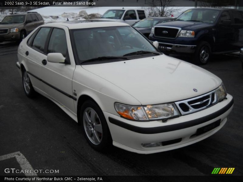 Polar White / Sand Beige 2002 Saab 9-3 SE Sedan