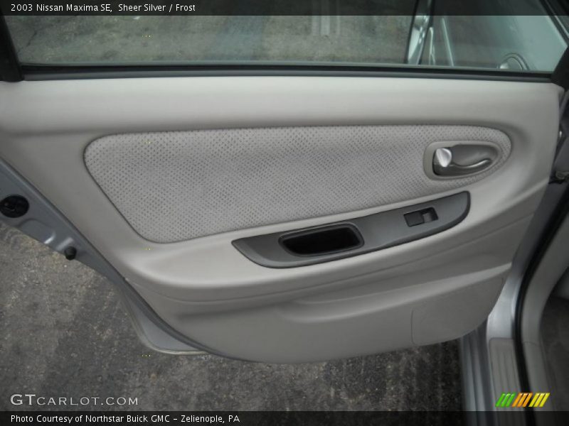 Sheer Silver / Frost 2003 Nissan Maxima SE