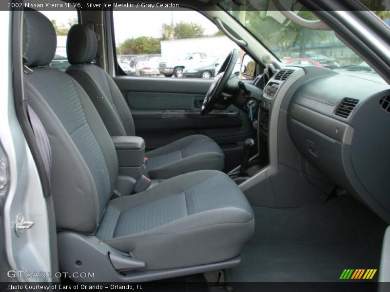 Silver Ice Metallic / Gray Celadon 2002 Nissan Xterra SE V6