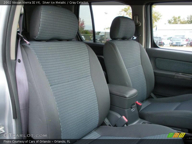 Silver Ice Metallic / Gray Celadon 2002 Nissan Xterra SE V6