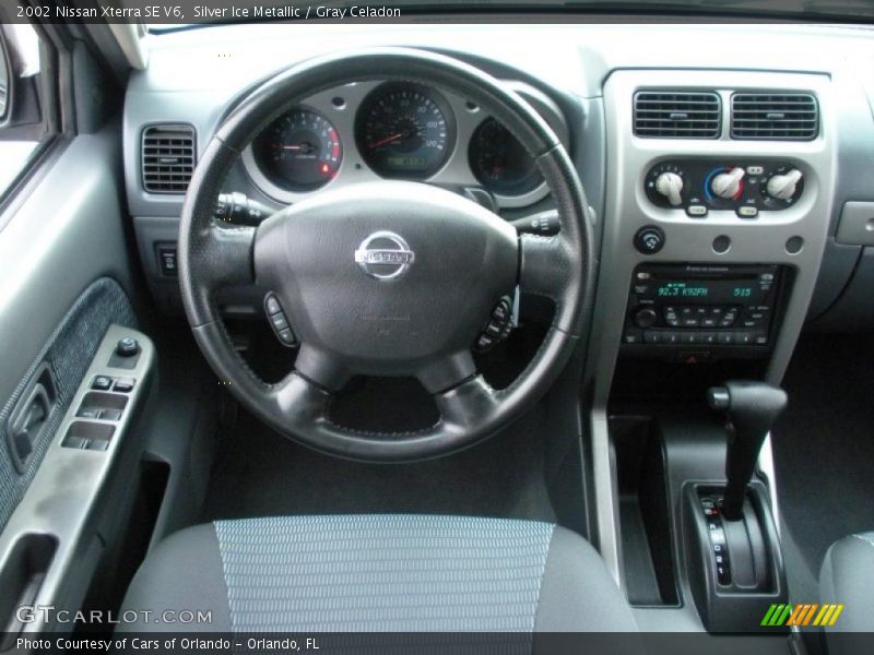 Silver Ice Metallic / Gray Celadon 2002 Nissan Xterra SE V6