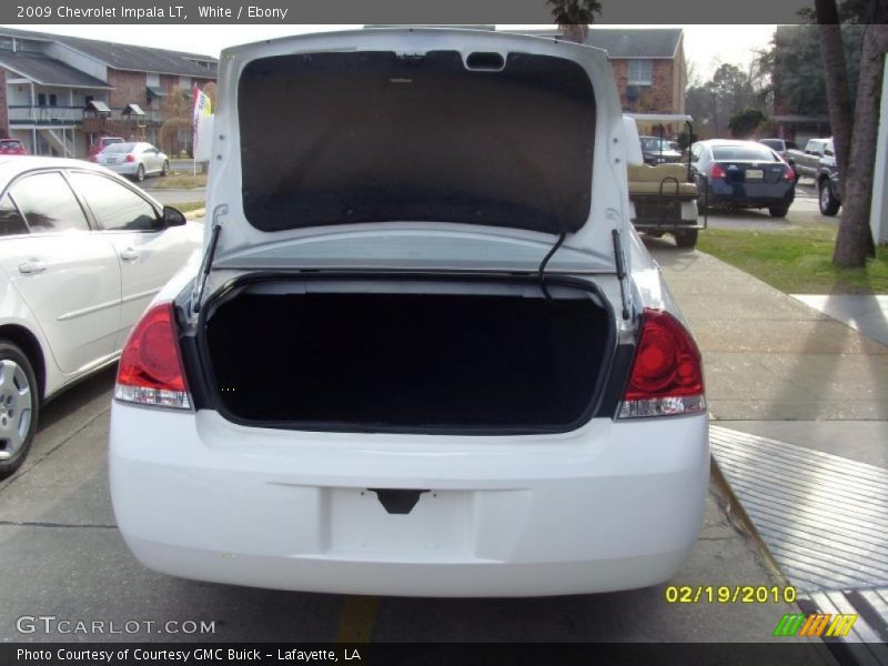 White / Ebony 2009 Chevrolet Impala LT