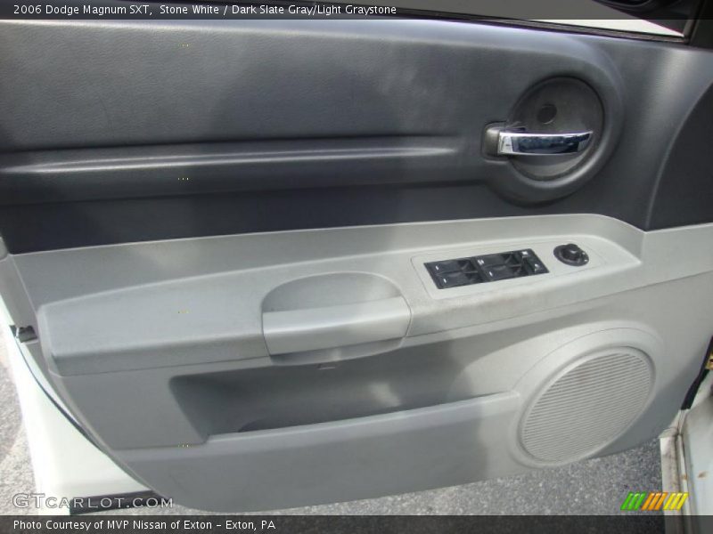 Stone White / Dark Slate Gray/Light Graystone 2006 Dodge Magnum SXT